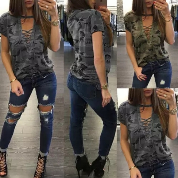 💛HP💛 Camo Tie Front Short Sleeve Top - Picture 2 of 2